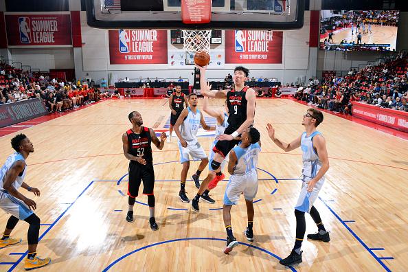 期合作留足 期合作留足