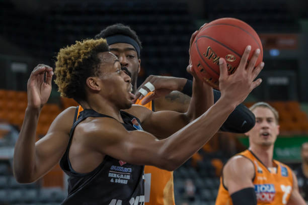 他不仅是后 他不仅是后