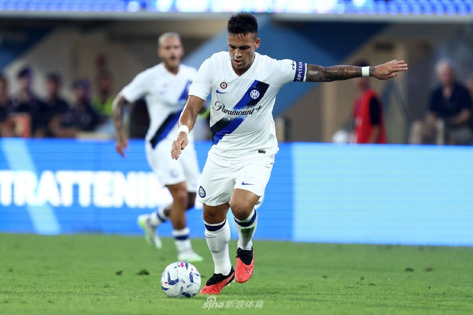 包括滑雪 包括滑雪